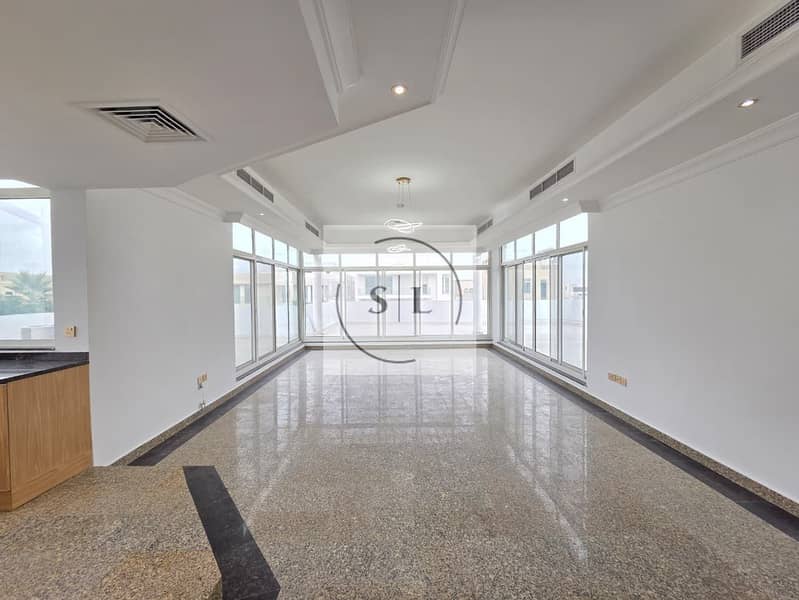 Spacious 5BR Villa + Maid | Private Garage & Garden - Image 11