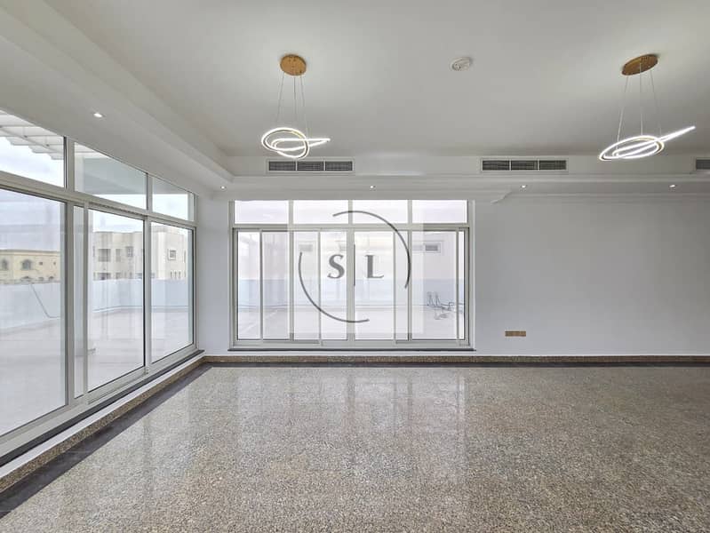 Spacious 5BR Villa + Maid | Private Garage & Garden - Image 20