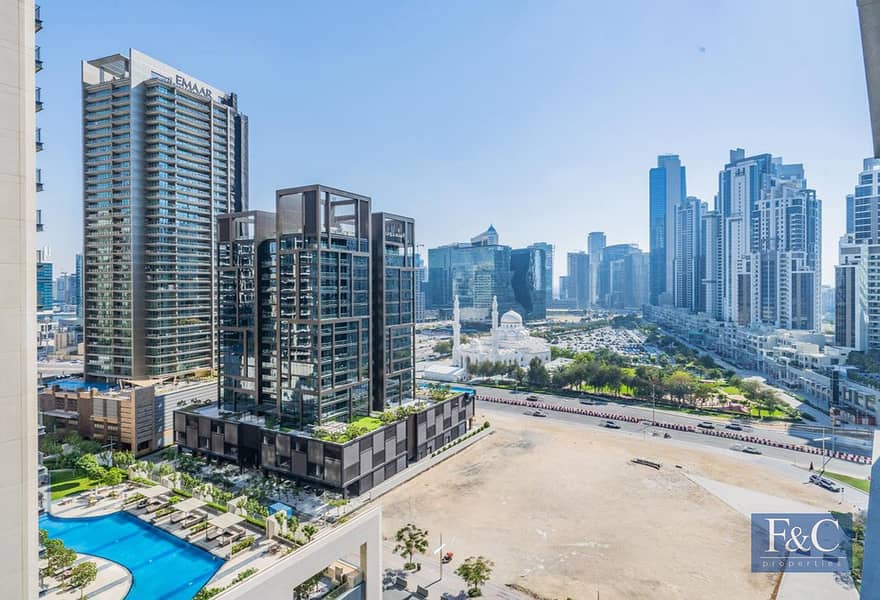 Upgraded | High ROI | Fully Furnished - Image 23