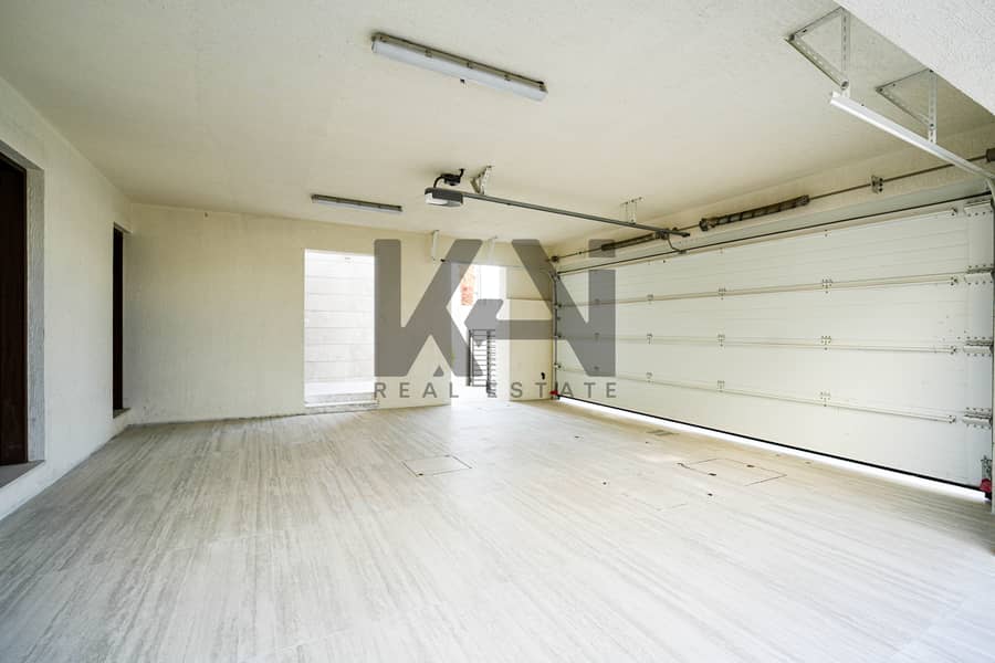 Largest Layout | Premium 4BR Villa | Vacant - Image 21