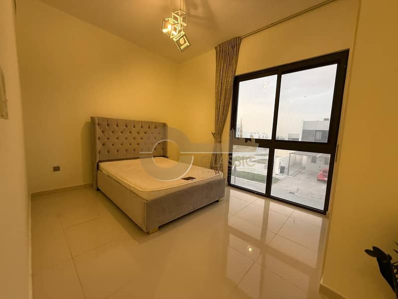 SINGLE ROW | CORNER 3BR | CLOSED KITCHEN | R2EM - Image 8