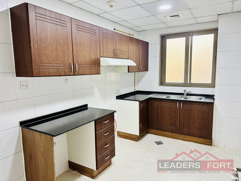 3BR + Maid Apartment | High Floor | Spacious Layout | - Image 6