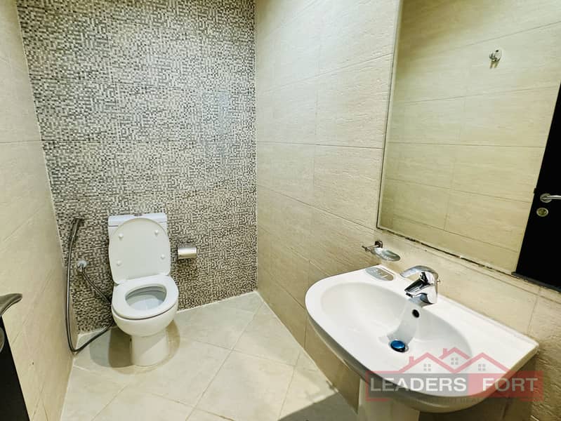 3BR + Maid Apartment | High Floor | Spacious Layout | - Image 9