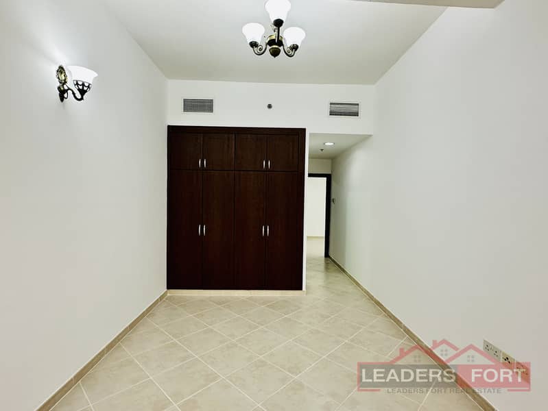3BR + Maid Apartment | High Floor | Spacious Layout | - Image 11