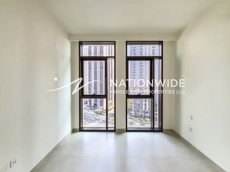 Spacious Layout | Prime Location | High ROI - Image 6