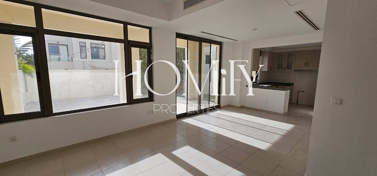 Vacant | Type G | Single Row | Prime Location