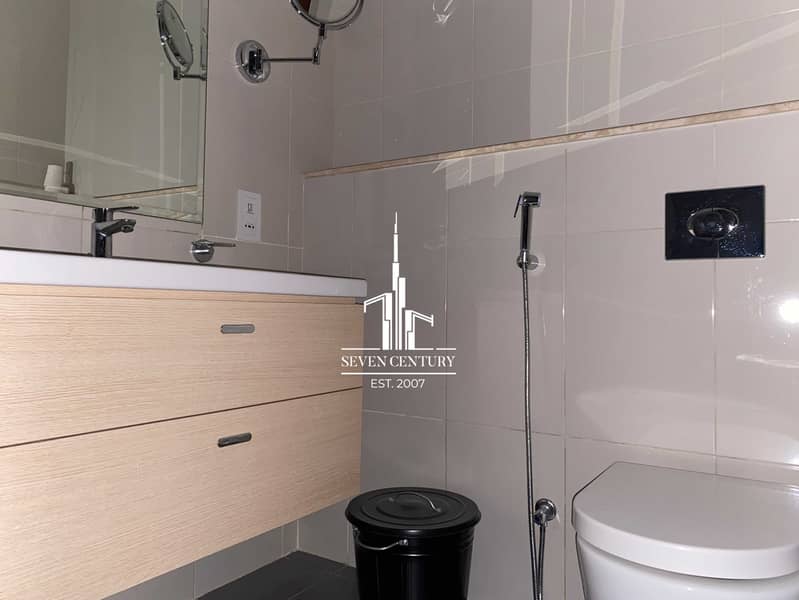 Full Golf View | Fully Furnished | Vacant - Image 15