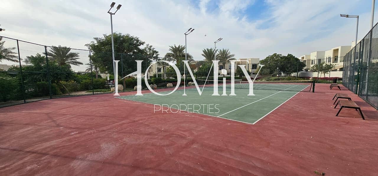 Vacant | Type G | Single Row | Prime Location - Image 18