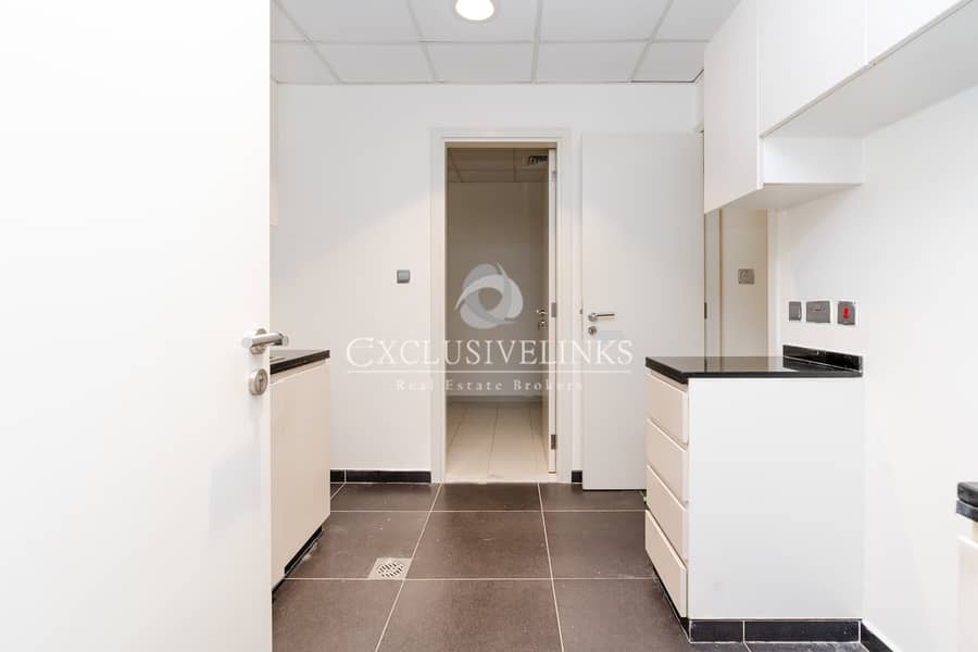 Stunning 3BR | Maid Room | Investment Opportunity - Image 6