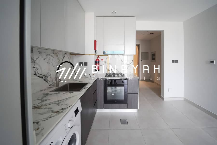 Brand New | Ready to Move in | Huge Layout - Image 7