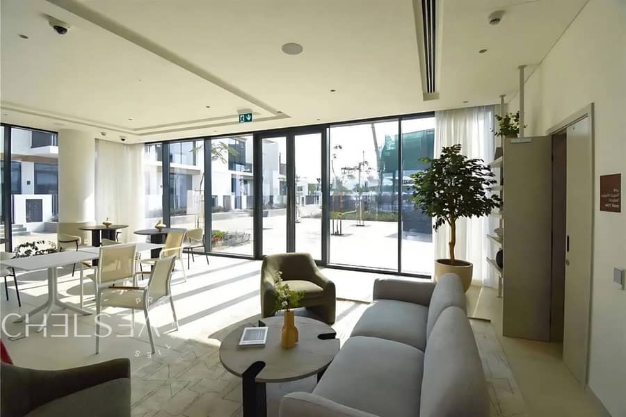 BRAND-NEW | MOVE-IN READY | SINGLE ROW - Image 10