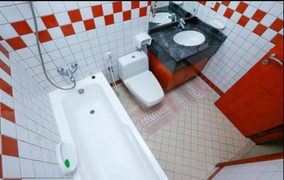 Upgraded| Fully Furnished| 1 Bedroom with Balcony - Image 11