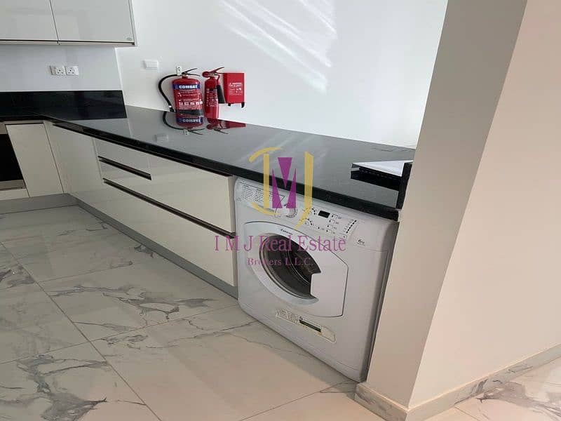 Best Layout | Prime Location | Spectacular View - Image 7