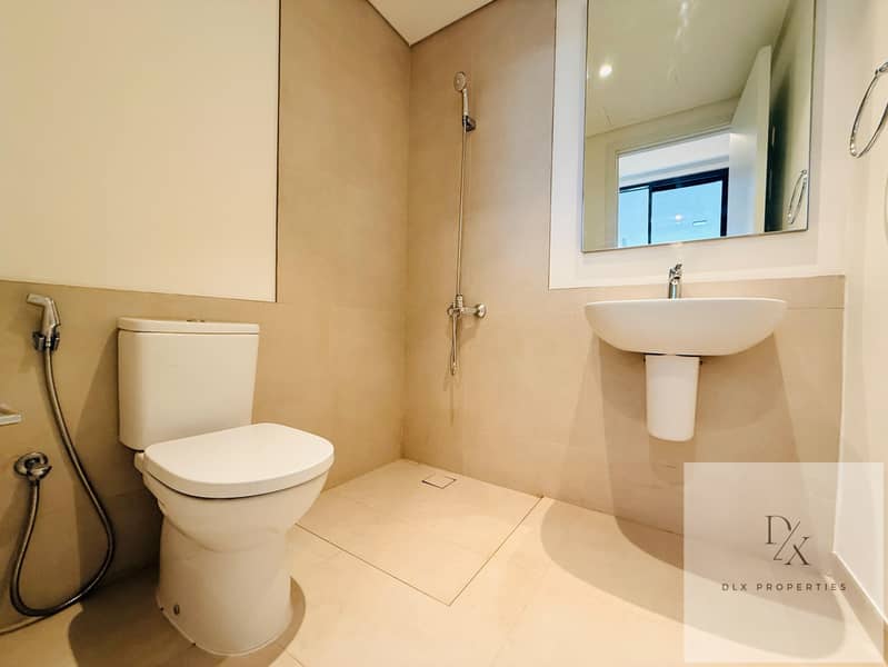 ELEGANT 4BR | MULTIPLE OPTION | NEXT TO POOL | - Image 19