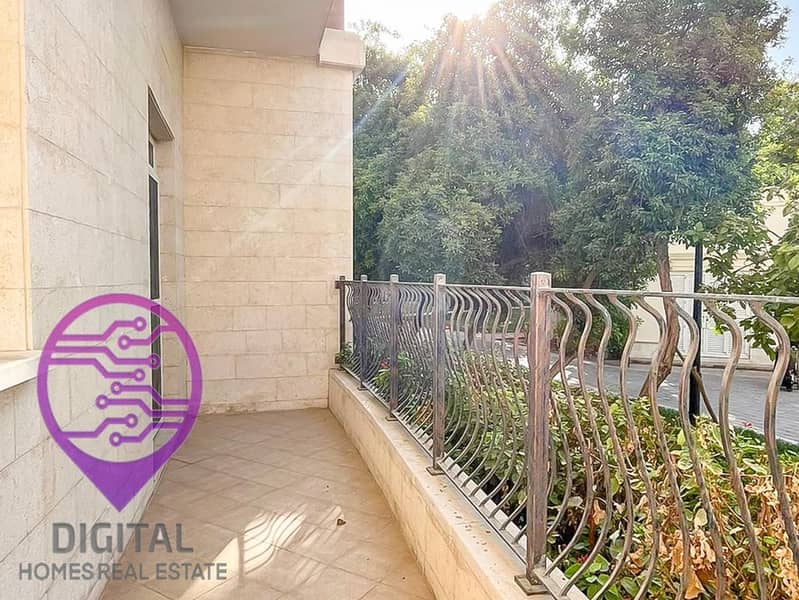 Vacant-Garden view- ground floor