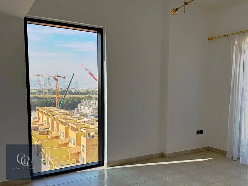 12 Cheques | Modern Amenities | Semi Furnished