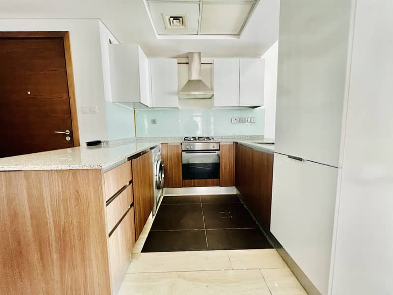 Fully Furnished// Huge Size 1-bhk Just 75k Rent 4 Cheques - Image 13