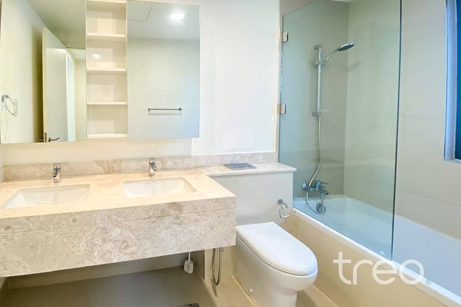 Available Now | Modern | Landscaped Garden - Image 24