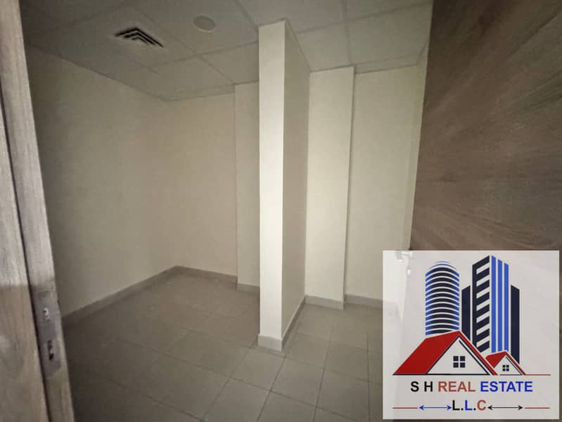 SPACIOUS APARTMENT FOR POOL VIEW - Image 6