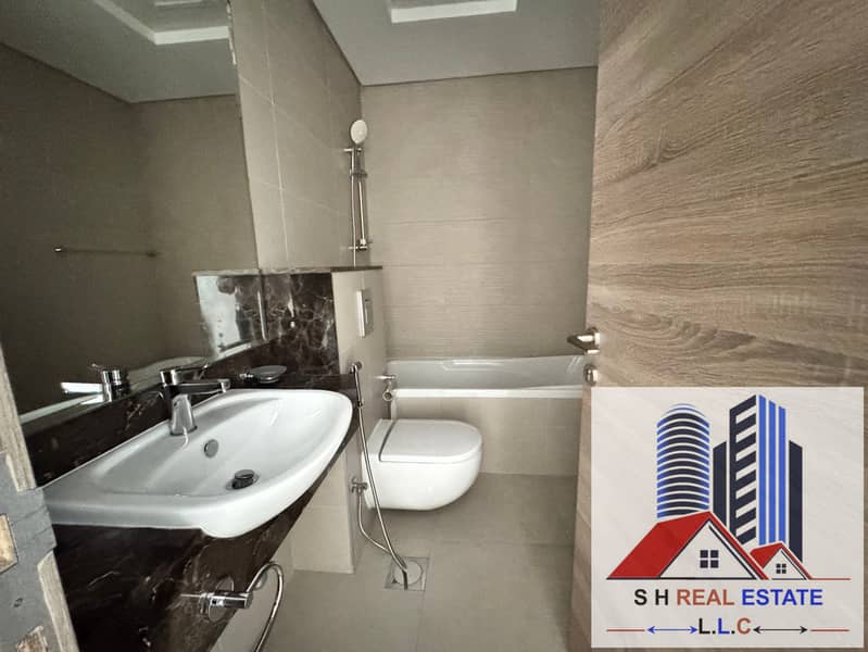 SPACIOUS APARTMENT FOR POOL VIEW - Image 13