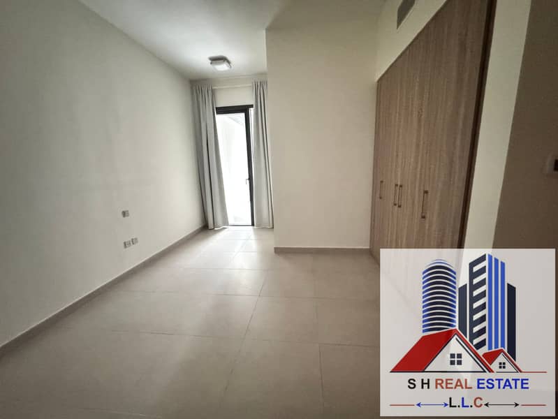 SPACIOUS APARTMENT FOR POOL VIEW - Image 17