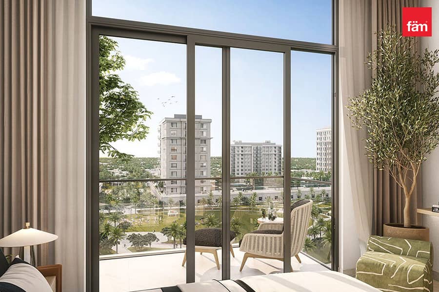 Elegant Vida Living |Pool, Park View |Negotiable