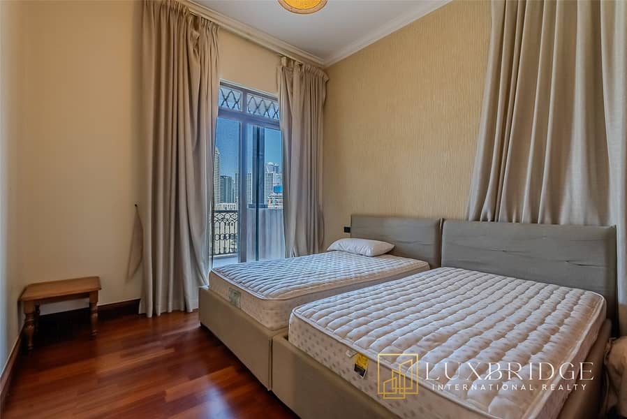 Unique Penthouse | Furnished | Vacant - Image 8