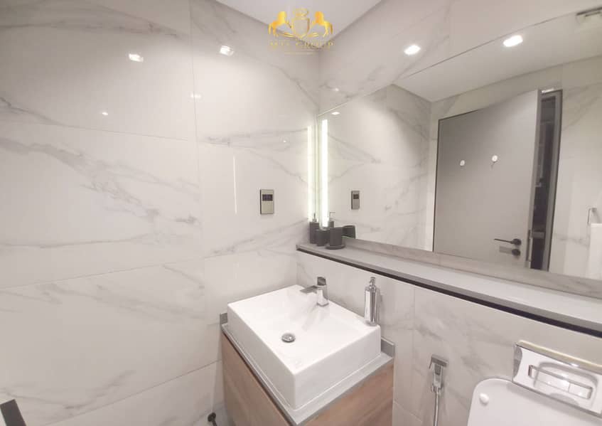 Luxury Studio | Downtown View | Near to Dubai Mall - Image 7