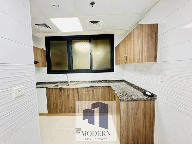 Spacious 2BHK | Pool View | Balcony | Prime Location - Image 6