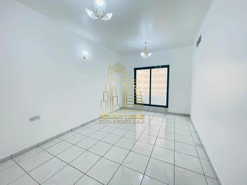 Lavish 1BHK | Chiller Free | Close Metro | Amazing Layout