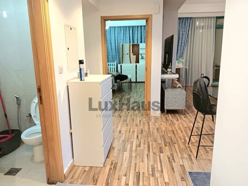 Furnished | Near Tram | Vacant | Chiller Free - Image 7