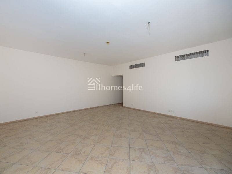 Spacious Living | 3BR Apartment | Vacant