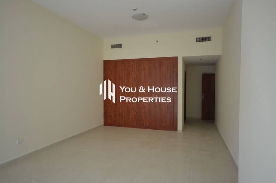 Bright 1-Bed Apartment | High Floor Living I Quality Finishes