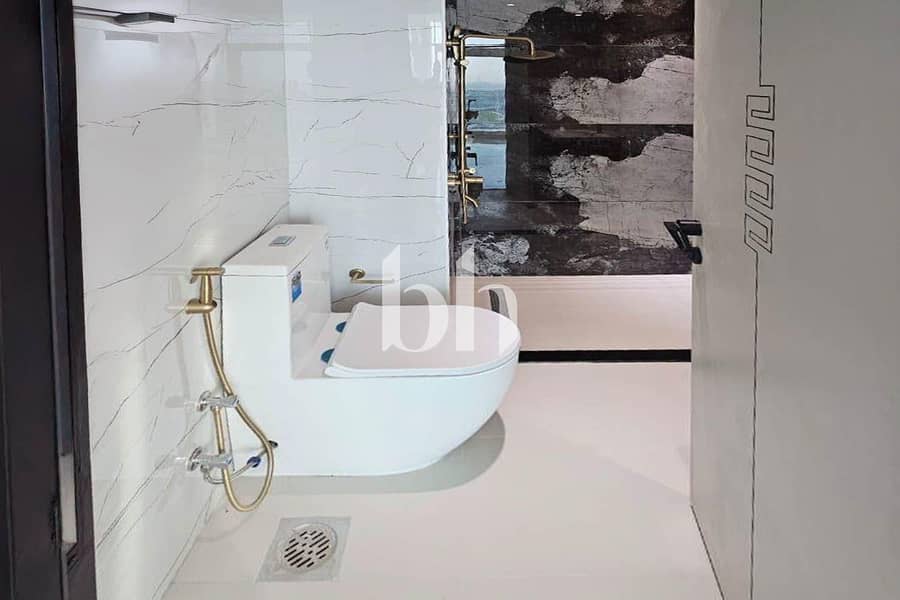 Brand New | High Floor | Amazing Facilities - Image 9