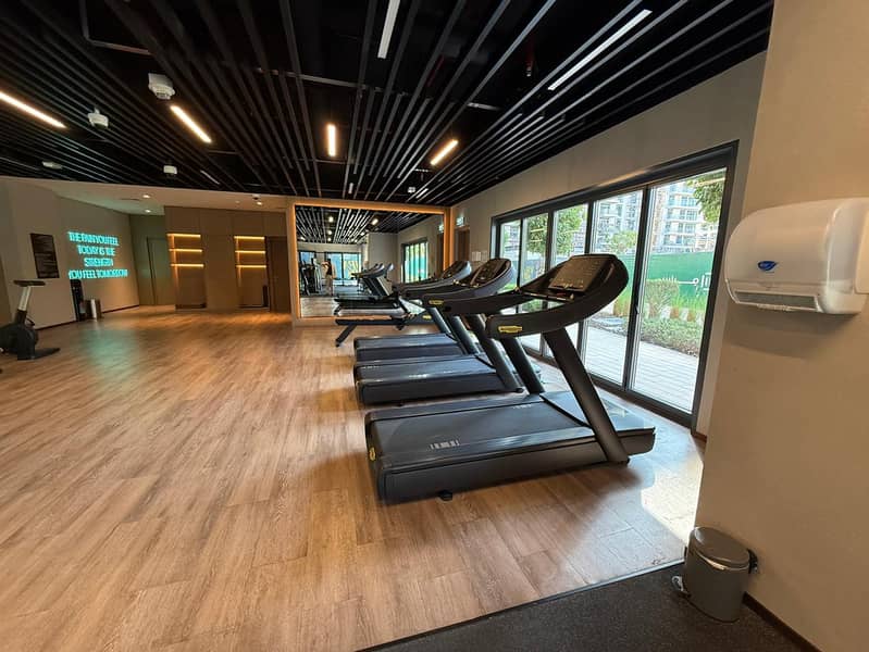 2BR apartment in Central Park |Gym | Pool - Image 10