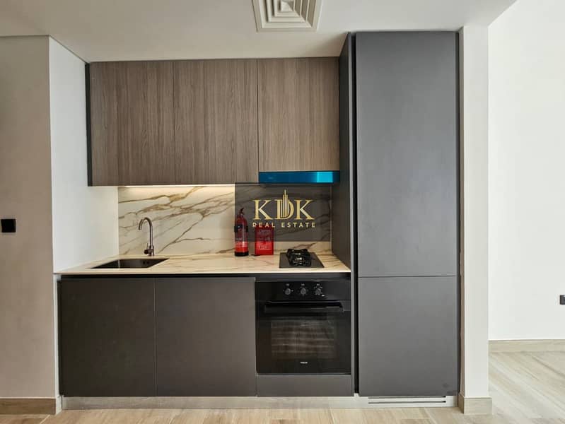 Brand New Studio | Unfurnished | Call now - Image 6