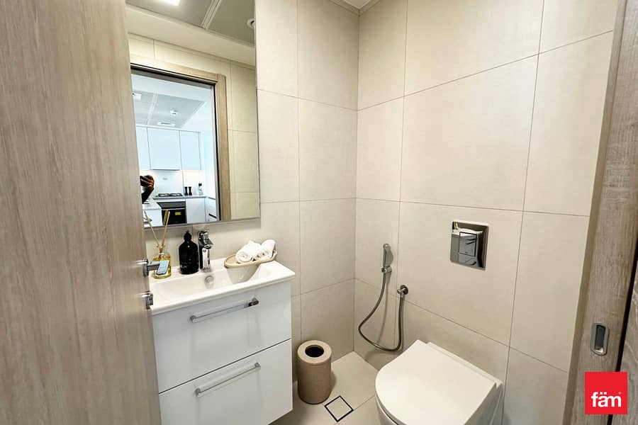 High Floor | Furnished | Brand New - Image 14