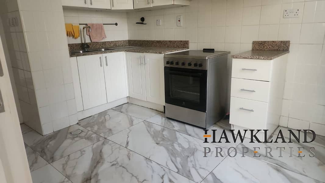 Luxury Home Offering Comfort and Privacy - Image 11