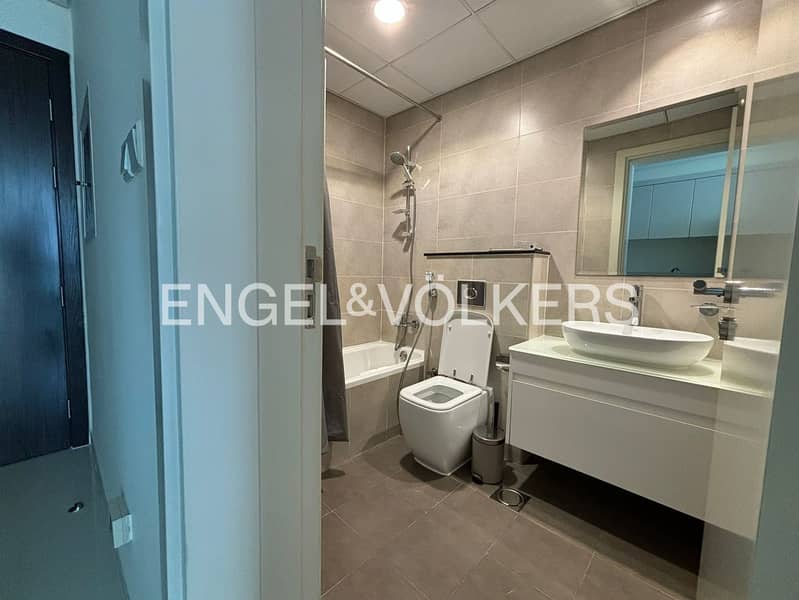 Bright Studio | High Floor Balcony | Golf View