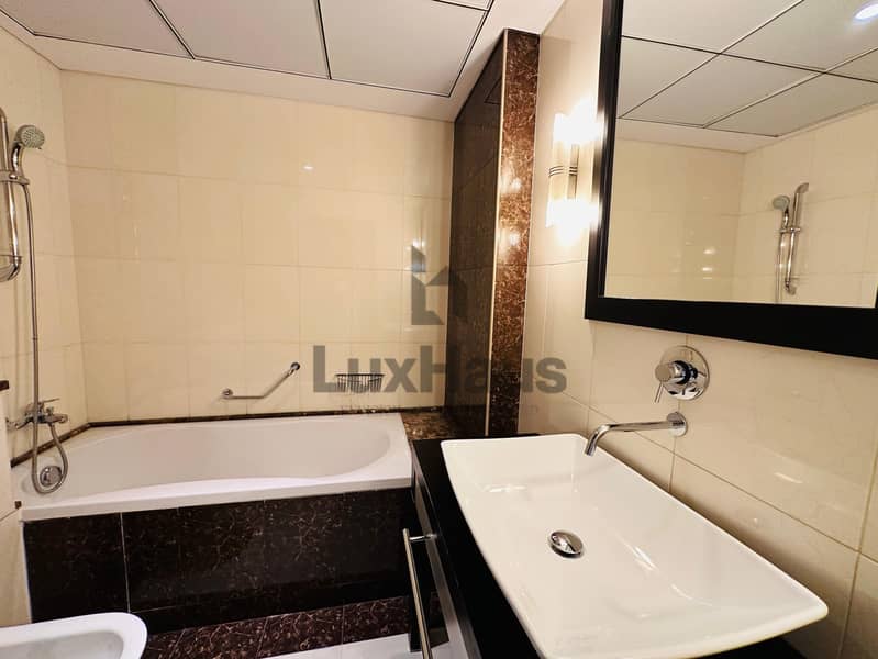 Chiller Free | Unfurnished | Near Metro | Vacant - Image 10