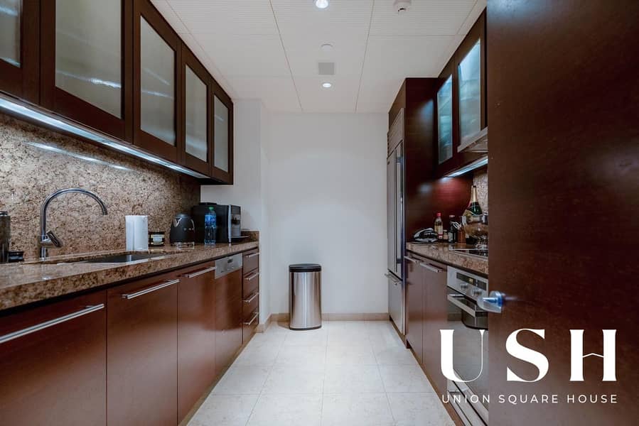 Tenanted | 2BR | Mid Floor | Full Fountain View - Image 9