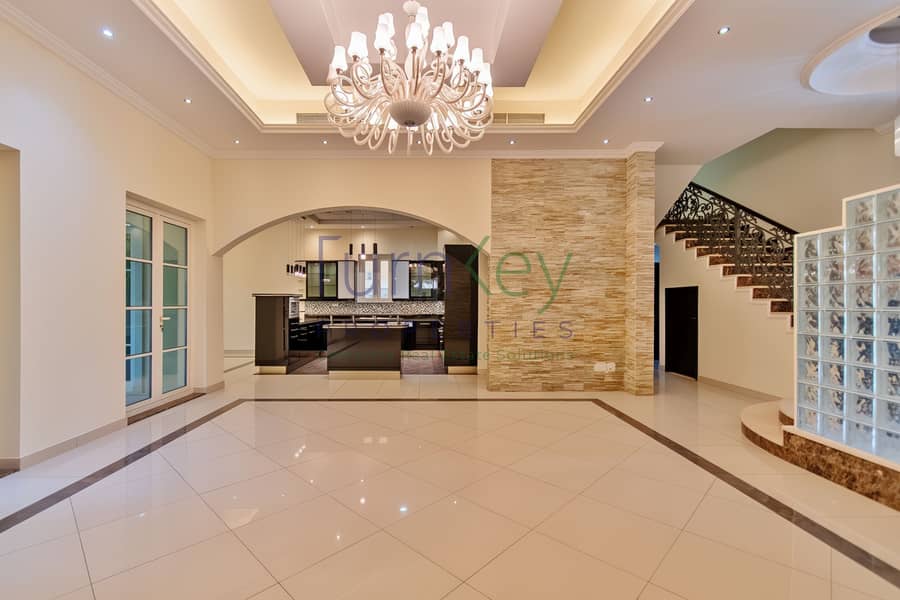 5 Bed Villa | Custom Build | Prime Location - Image 7