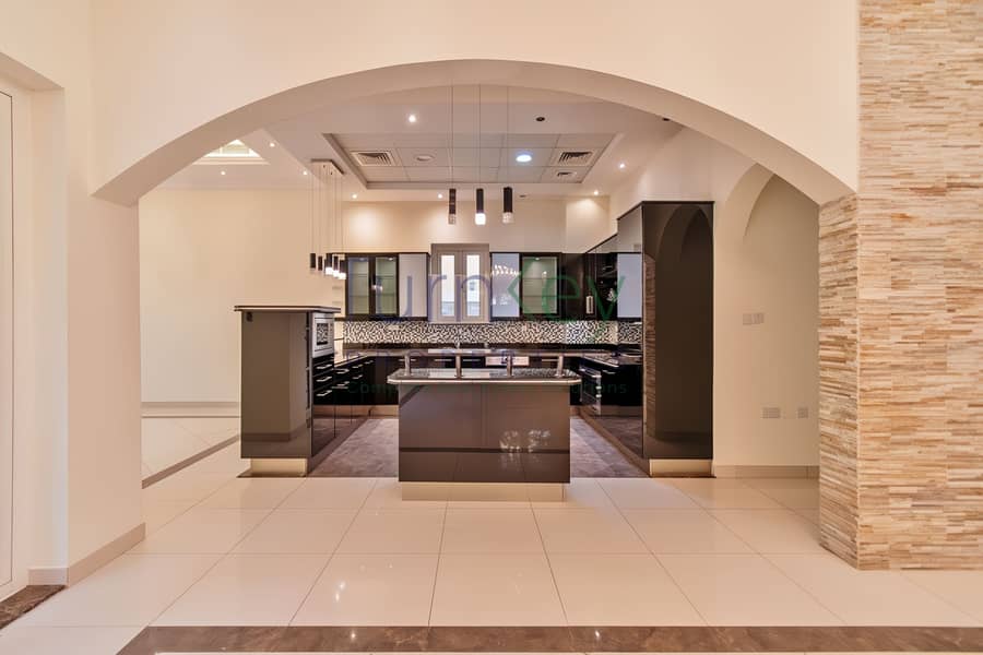 5 Bed Villa | Custom Build | Prime Location - Image 14