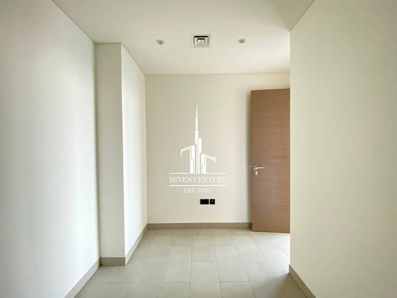 Premium Location | Fully Furnished | Unique Layout - Image 13