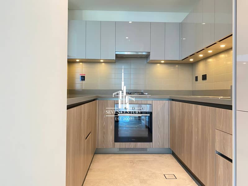 Premium Location | Fully Furnished | Unique Layout - Image 17