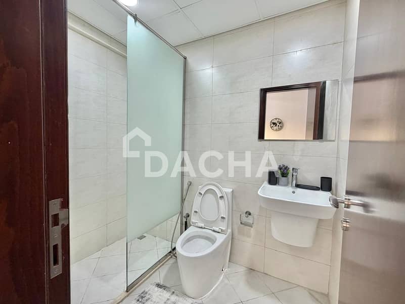 Renovated | Prime Location | 5-Star Top Amenities - Image 20