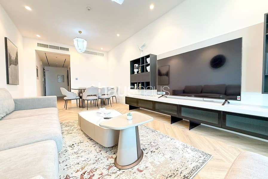 Fully-Upgraded | Vacant | Prime Location