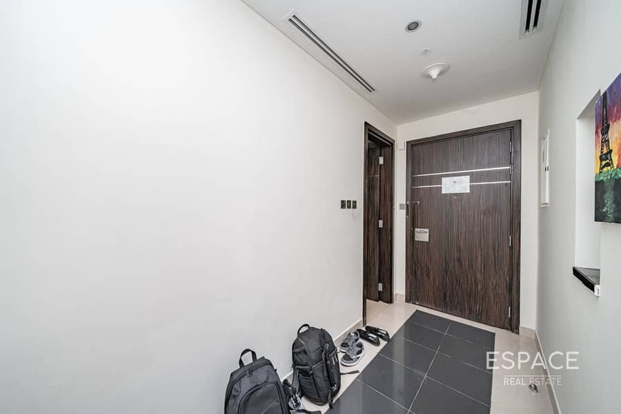 Vacnat Soon-Spacious Living- Health Club - Image 9