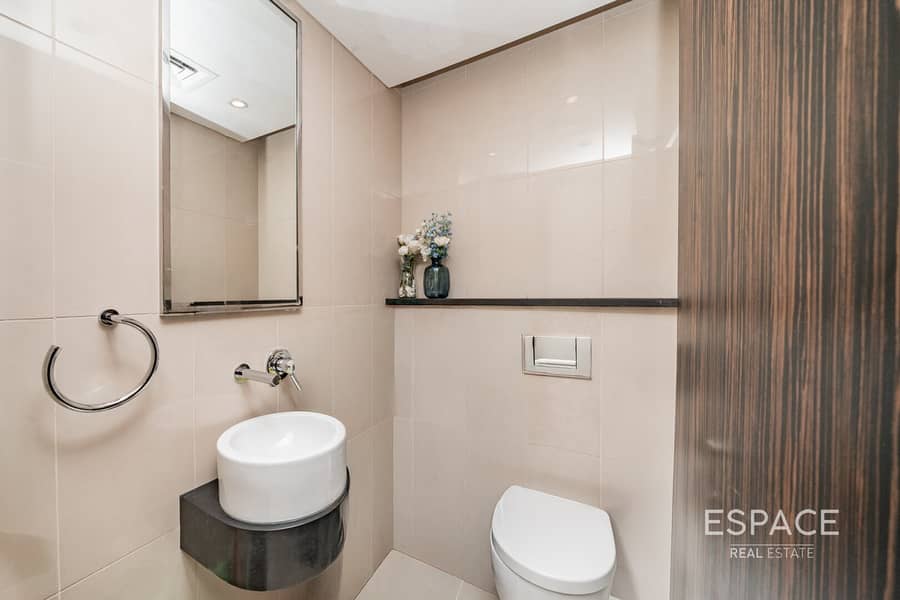 Vacnat Soon-Spacious Living- Health Club - Image 10