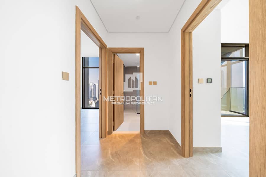 Brand New | Burj View | Prime Location - Image 8